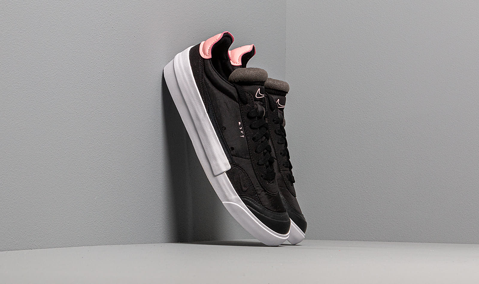 Nike Drop-Type Black/ Pink Tint-White-Zinnia AV6697-001