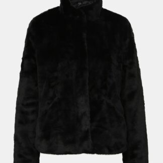 Černý krátký kabát z umělé kožešiny ONLY Vida